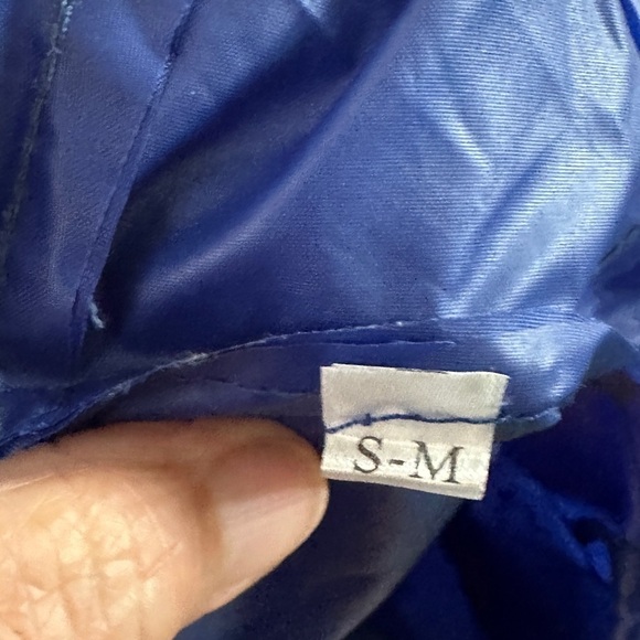 NWT Virgin Voyages Cruise Line Packable Polyester Hooded Pocket Rain Jacket S/M - Picture 6 of 8